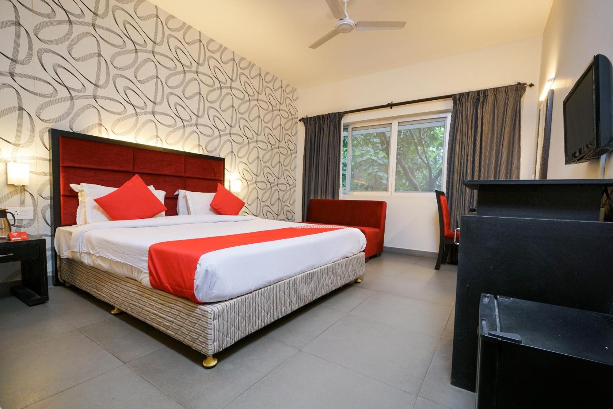 Super Townhouse Mookkannoor Tourist Home Angamaly Zewnętrze zdjęcie