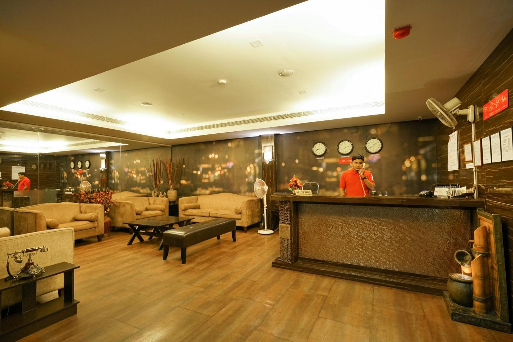 Super Townhouse Mookkannoor Tourist Home Angamaly Zewnętrze zdjęcie